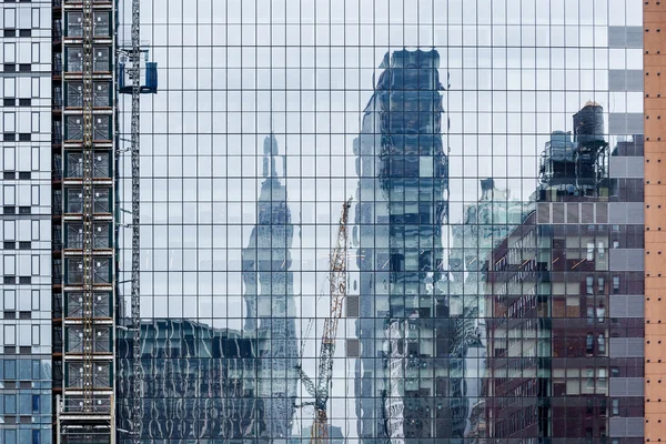 Futuristic glass building with economic cooperation — Stock Photo, Image