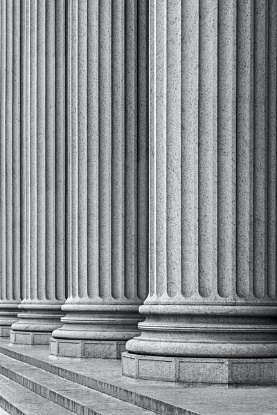 Column architectural detail and symbolism — Stock Photo, Image