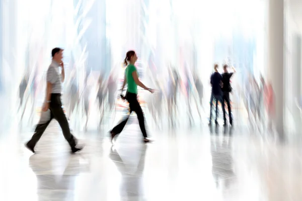 Groep mensen in het lobby business center — Stockfoto