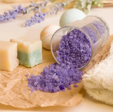 Masada mor lavanta banyosu tuzu var.