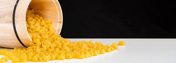 Surowe Suche Niegotowane Mini Rurka Rigate Makaron Spaghetti Makaron Białej — Zdjęcie stockowe