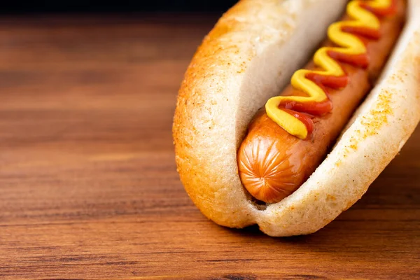 Geleneksel Amerikan Fast Food Hotdog Taze Organik Ekmekli Çörek Beyaz — Stok fotoğraf
