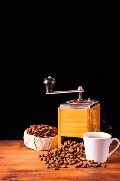 Café Fresco Para Desayuno Mañana Refrescar Cafeína Taza Blanca Tostada —  Fotos de Stock