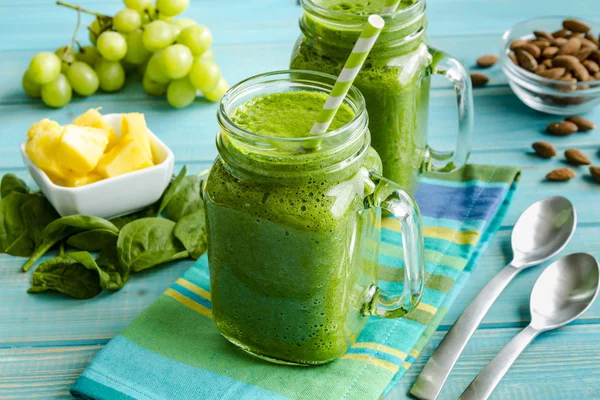 Espinafre verde couve Detox Smoothie — Fotografia de Stock