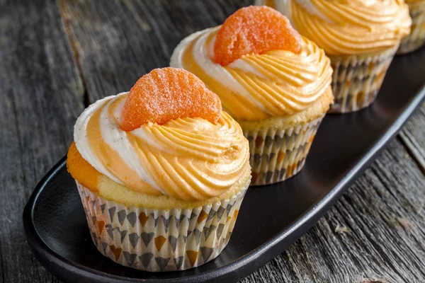 Orange Vanilla Bean virvlade Cupcakes — Stockfoto