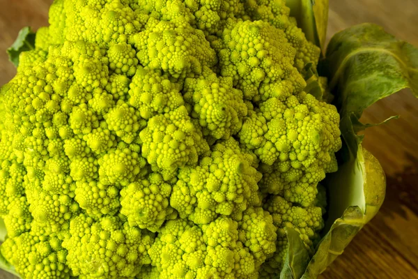 Macro di testa di broccoli romanesco — Foto Stock