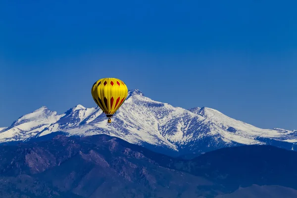 Skalista góra Hot Air Balloon Festival — Zdjęcie stockowe