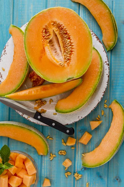 Melão cantaloupe orgânico fresco — Fotografia de Stock