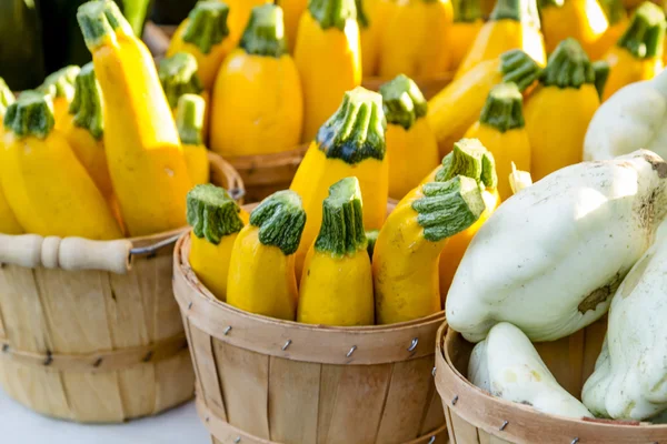 Mercado dos Agricultores Frutas e Produtos Hortícolas — Fotografia de Stock