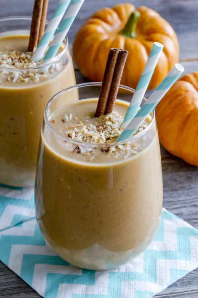 Bebidas de licuado de coco de calabaza — Foto de Stock