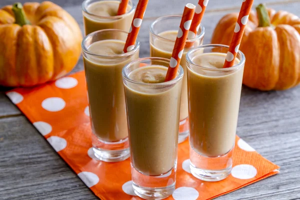 Bebidas de batido de coco de abóbora — Fotografia de Stock