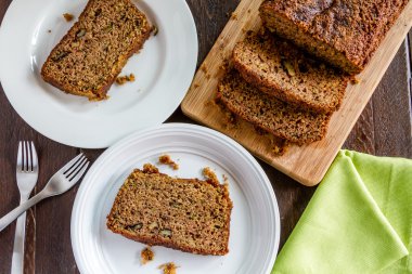 taze pişmiş kabak ve tarçınlı ekmek