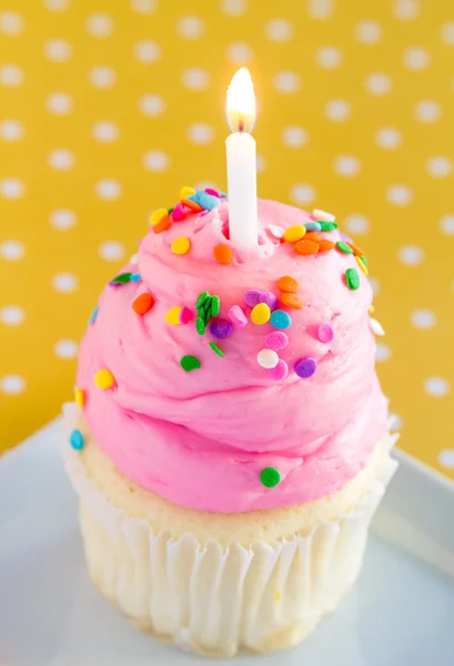 Vanilla Cupcakes with Pink Frosting and Candles — Stock Photo, Image