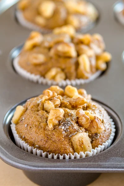 Banaan walnoot en chia zaad muffins — Stockfoto