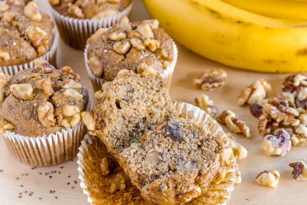 Banana Walnut and Chia Seed Muffins — Stock Photo, Image