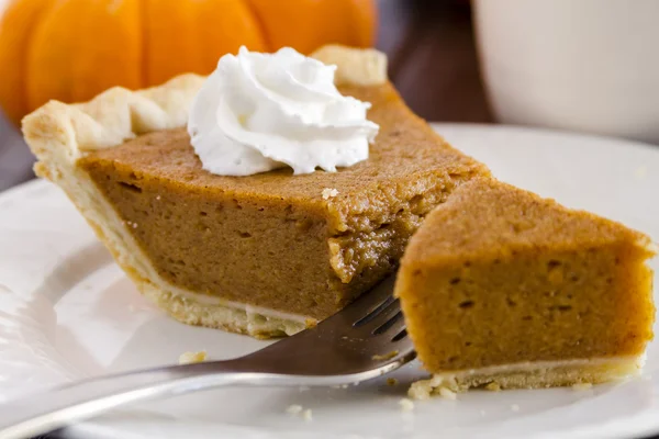 Rebanadas caseras de pastel de calabaza — Foto de Stock