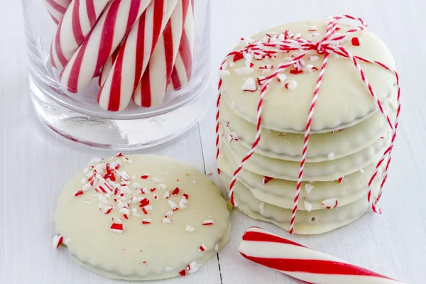 Cioccolato menta piperita biscotti di festa — Foto Stock