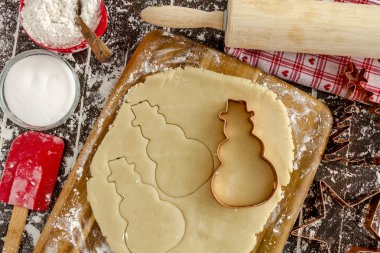 Şeker kurabiye malzemeler ve kesiciler