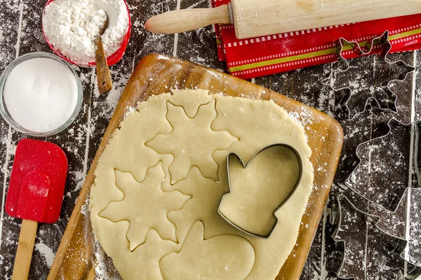 Galletas de azúcar Ingredientes y Cortadores —  Fotos de Stock