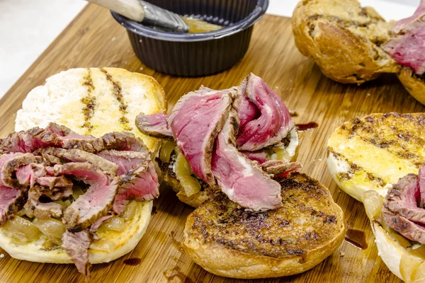 Toasted Steak and Grilled Onion Sliders — Stock Photo, Image