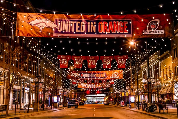 Denver Larimer Square NFL United em Orange — Fotografia de Stock