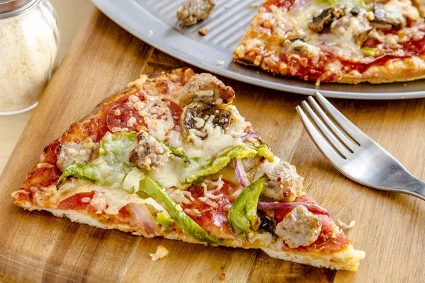 Fresh Thin Crust Supreme Pizza — Stock Photo, Image