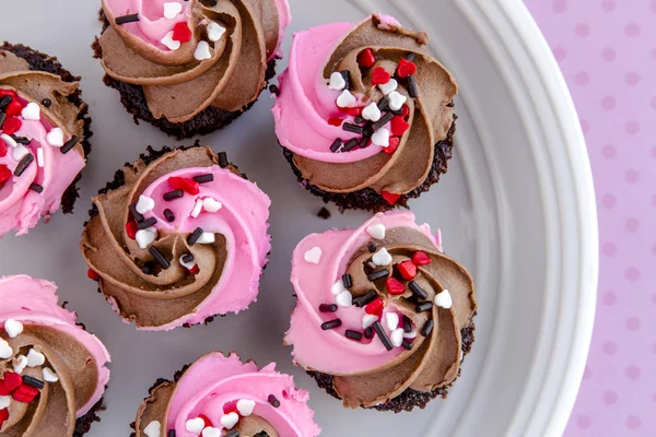 Cupcakes και ημέρα του Αγίου Βαλεντίνου καραμέλα — Φωτογραφία Αρχείου