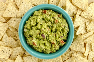 Taze ev yapımı tıknaz Guacamole DIP