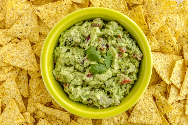 Fresh Homemade Chunky Guacamole Dip — Stock Photo, Image