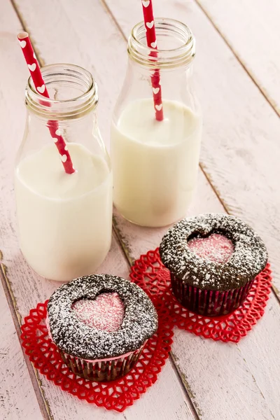 San Valentino cuore ritaglio Cupcakes — Foto Stock