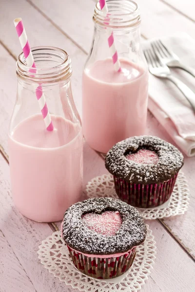 Valentines Day Heart Cutout Cupcakes — Stock Photo, Image