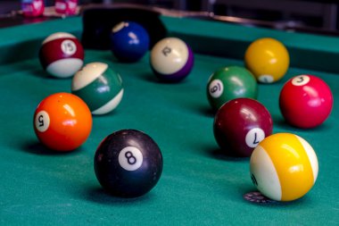 Yerel Tavern Bar ve ızgara gıda