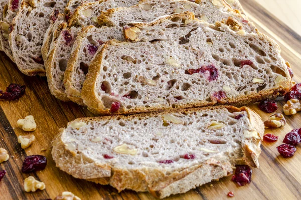 Friss sült áfonya Diós kenyér — Stock Fotó