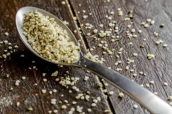 Raw Shelled Hemp Seeds — Stock Photo, Image