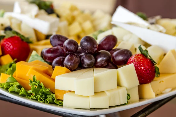Fruit and Cheese Tray on Display — Stock Photo, Image