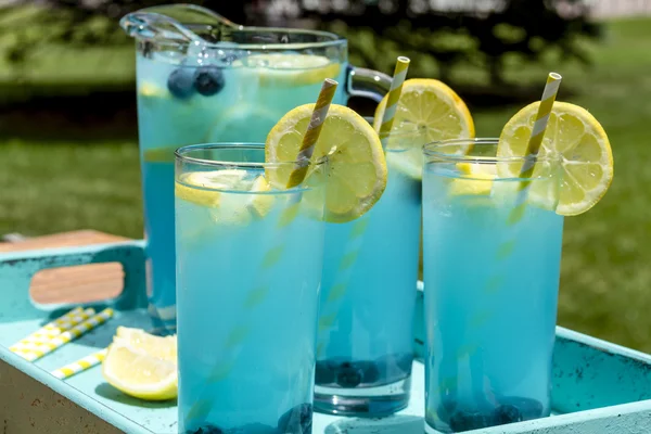 Refrescante Blueberry limonada verão bebidas — Fotografia de Stock