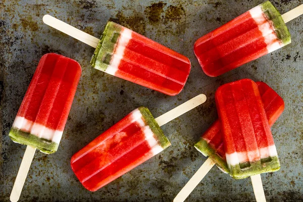 Frozen Watermelon and Kiwi Popsicles — Stock Photo, Image