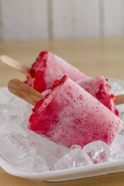 집에서 만든 신선한 Pureed 과일 아이스 냉동 — 스톡 사진