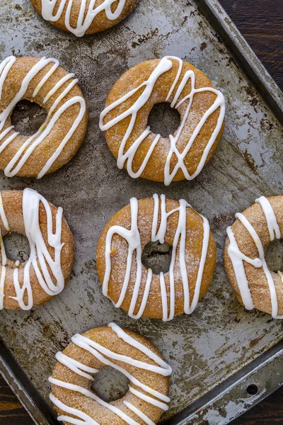 Homemade Baked Cinnamon Pumpkin Donuts — Stock Photo, Image