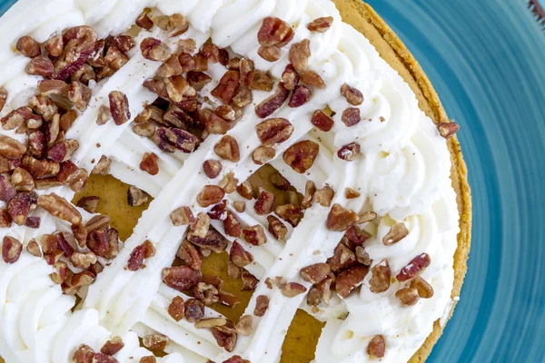 Pastel de queso de calabaza con crema batida Topping —  Fotos de Stock