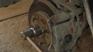 Mekanik fren Disk otomobillerin sökülmesi