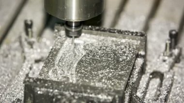 Yakın çekim shot. Metal Torna alüminyum işleme.