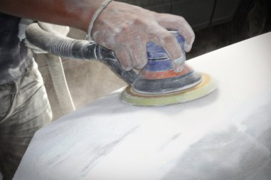 Bulanıklık odağı, araba vücut iş otomatik, onarım, boya, kazadan sonra.