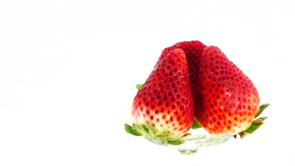 Fragole Succose Lampone Rosso Metà Fragola Primo Piano Deliziose Bacche — Video Stock