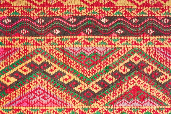 Colorful thai silk handcraft peruvian style rug surface close up More this motif & more textiles peruvian stripe beautiful background tapestry persian nomad detail pattern farabic fashionable textile. — Stock Photo, Image