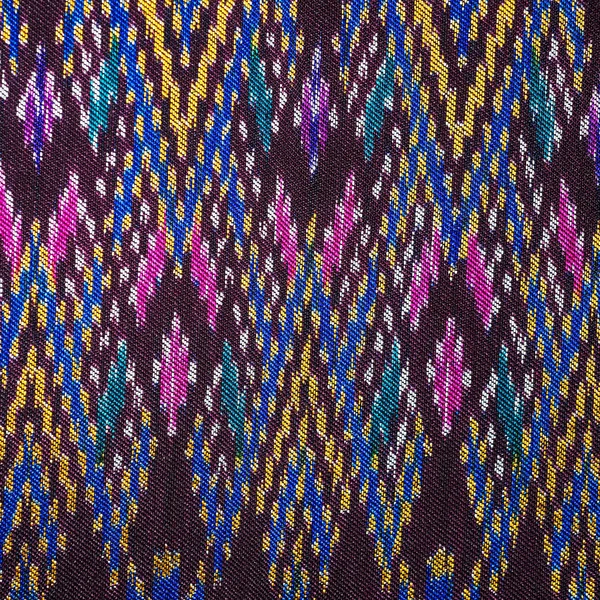 Colorful thai silk handcraft peruvian style rug surface close up More this motif & more textiles peruvian stripe beautiful background tapestry persian nomad detail pattern farabic fashionable textile. — Stock Photo, Image