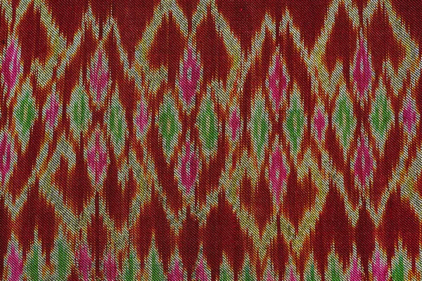 Colorful thai silk handcraft peruvian style rug surface close up More this motif & more textiles peruvian stripe beautiful background tapestry persian nomad detail pattern farabic fashionable textile. — Stock Photo, Image