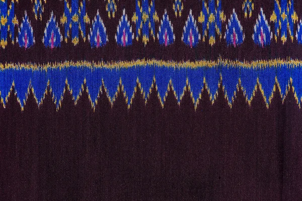 Kleurrijke Thaise zijde handwerk Peruaanse stijl deken oppervlakte dicht omhoog meer dit motief & meer textiel Peruaanse stripe mooie achtergrond tapijt Perzisch nomad detail patroon farabic modieuze textiel. — Stockfoto