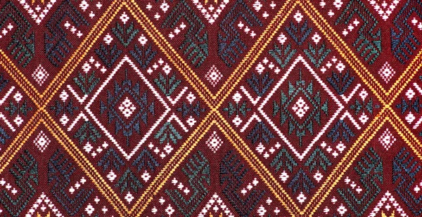 Colorido tailandês seda artesanato peruano estilo tapete superfície fechar Mais este motivo & mais têxteis peruano listra bonito fundo tapeçaria persa nômade detalhe padrão farabic moda têxtil . — Fotografia de Stock