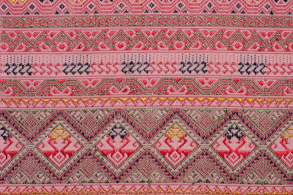 Colorful thai silk handcraft peruvian style rug surface close up More this motif & more textiles peruvian stripe beautiful background tapestry persian nomad detail pattern farabic fashionable textile. — Stock Photo, Image